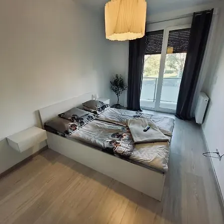 Marina Garden Apartman - Free Private Parking Budapest